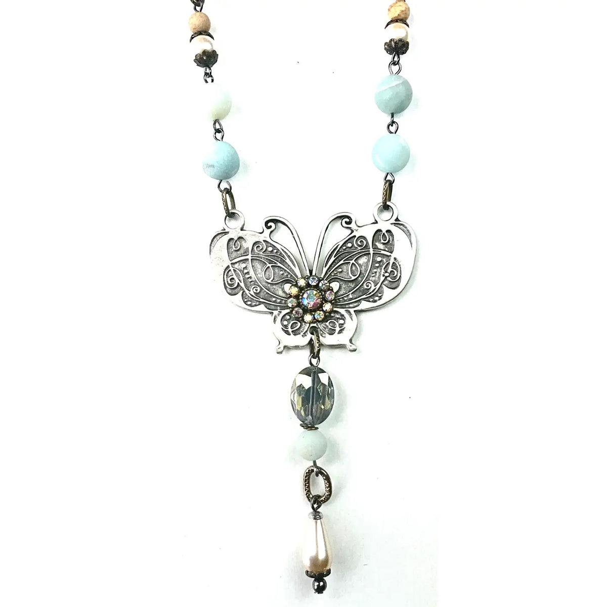 Nk Beaded & Chain W/Butterfly Pendant