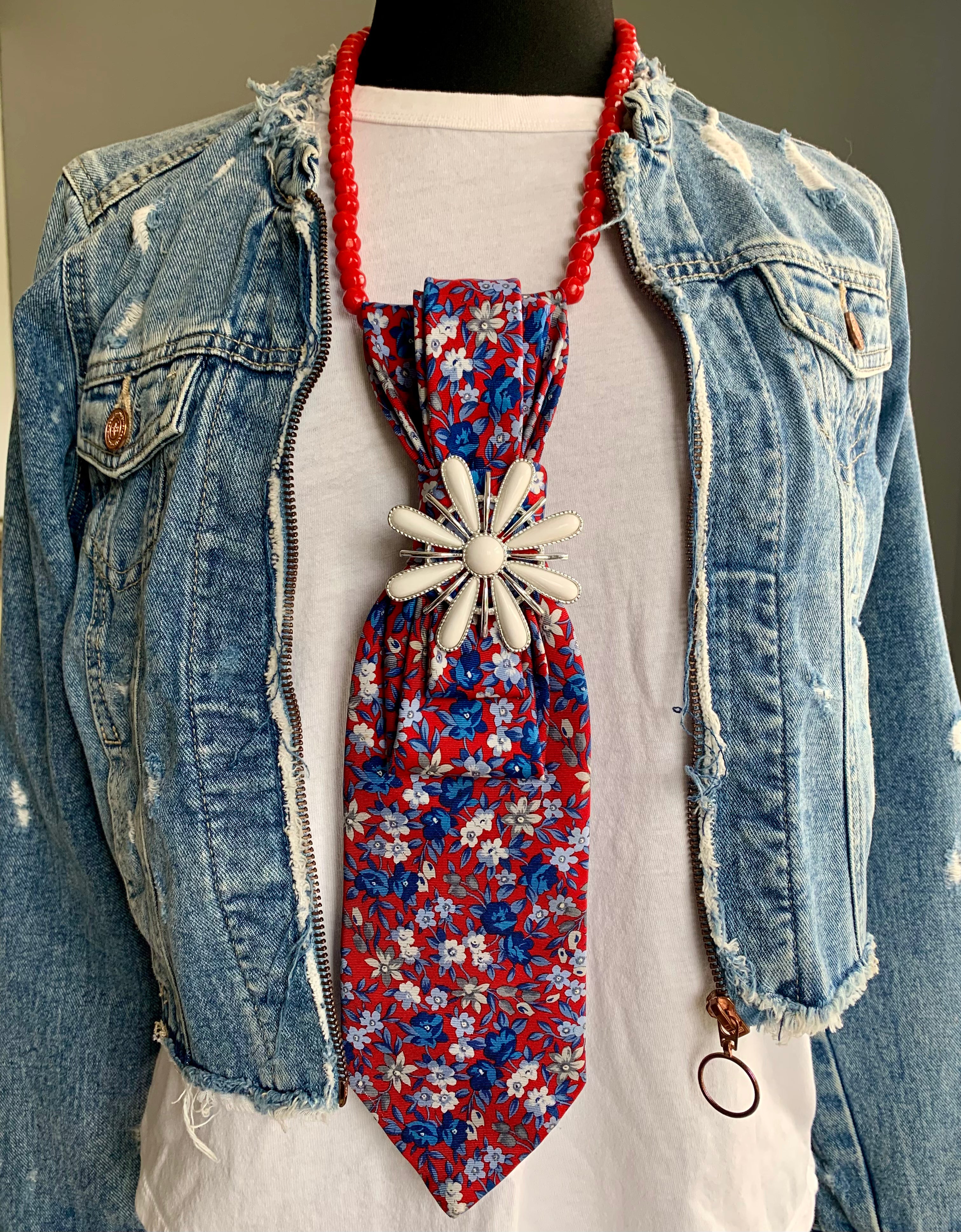 Heather Labas Custom Tie Necklace — Red Floral Daisy
