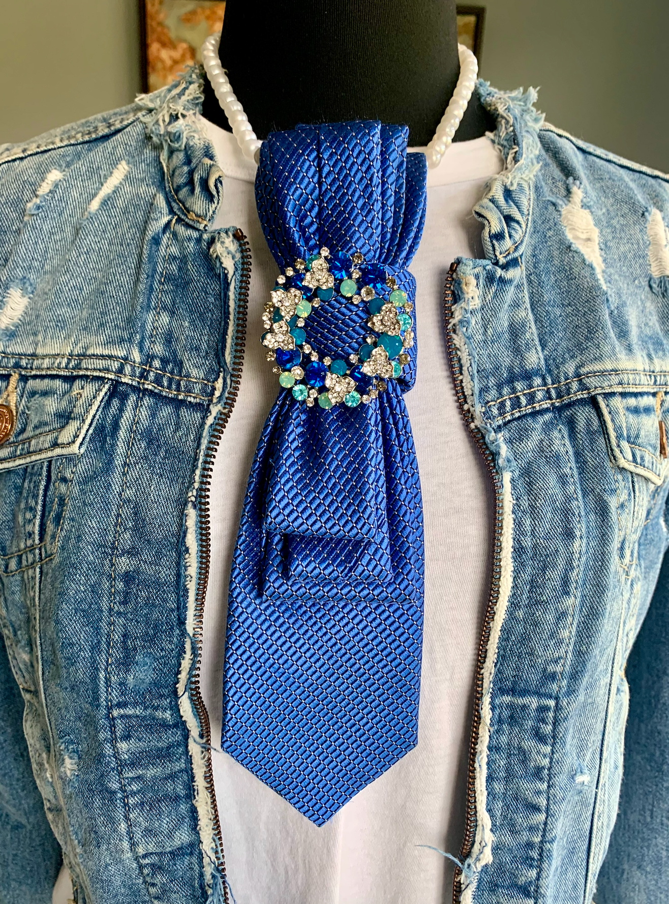 Heather Labas Custom Tie Necklace — Royal Blue Honeycomb Crystal Cluster